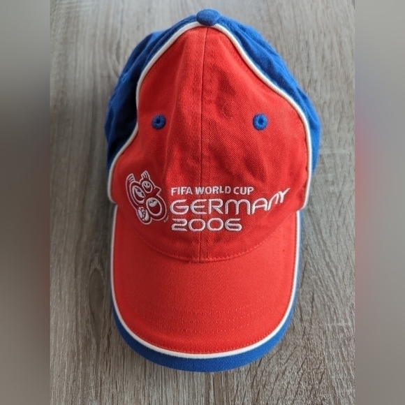 FIFA World Cup Germany 2006 Vintage Adjustable Embroidered Ball Cap One Size - Picture 1 of 4